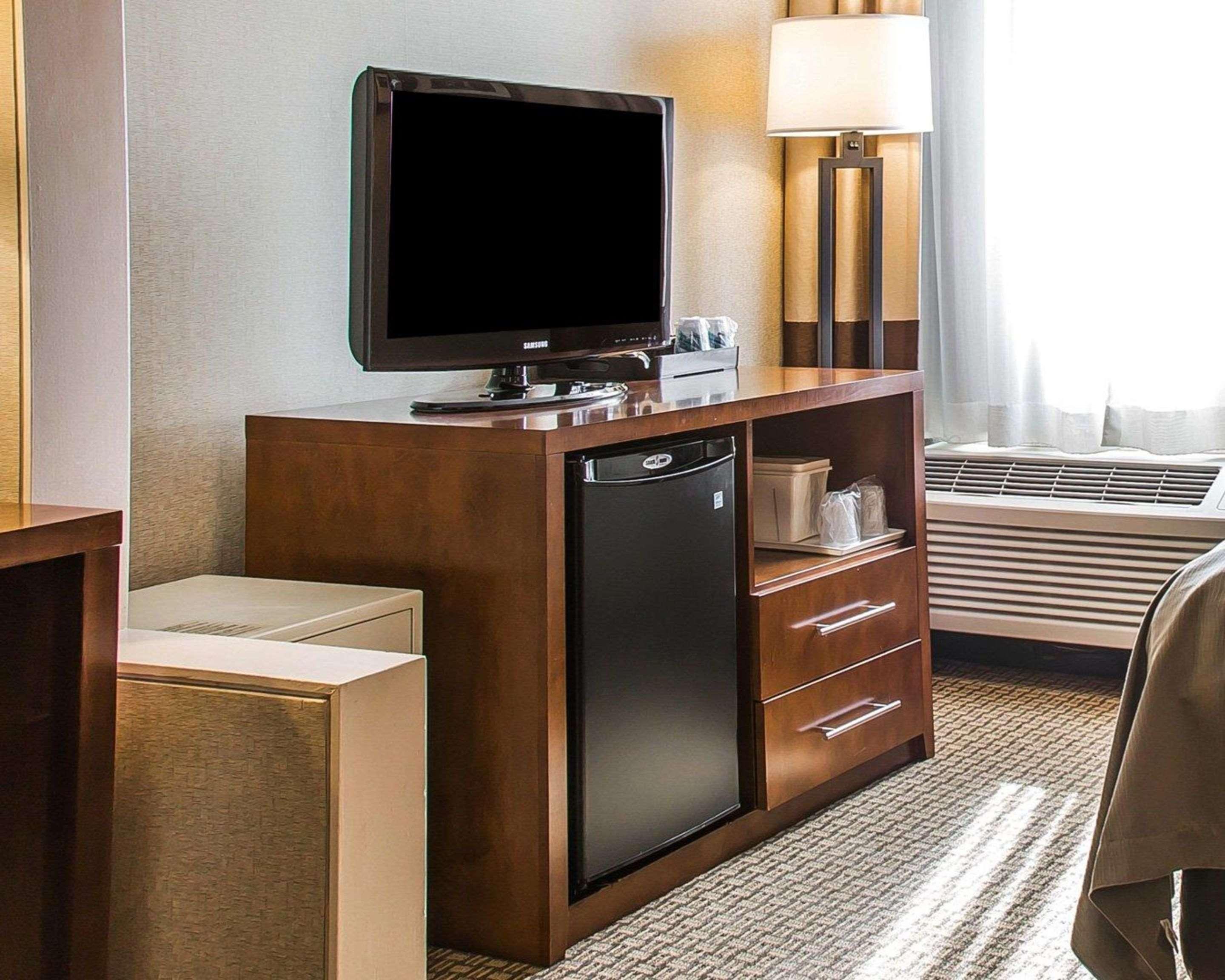 Comfort Inn Boston Bagian luar foto
