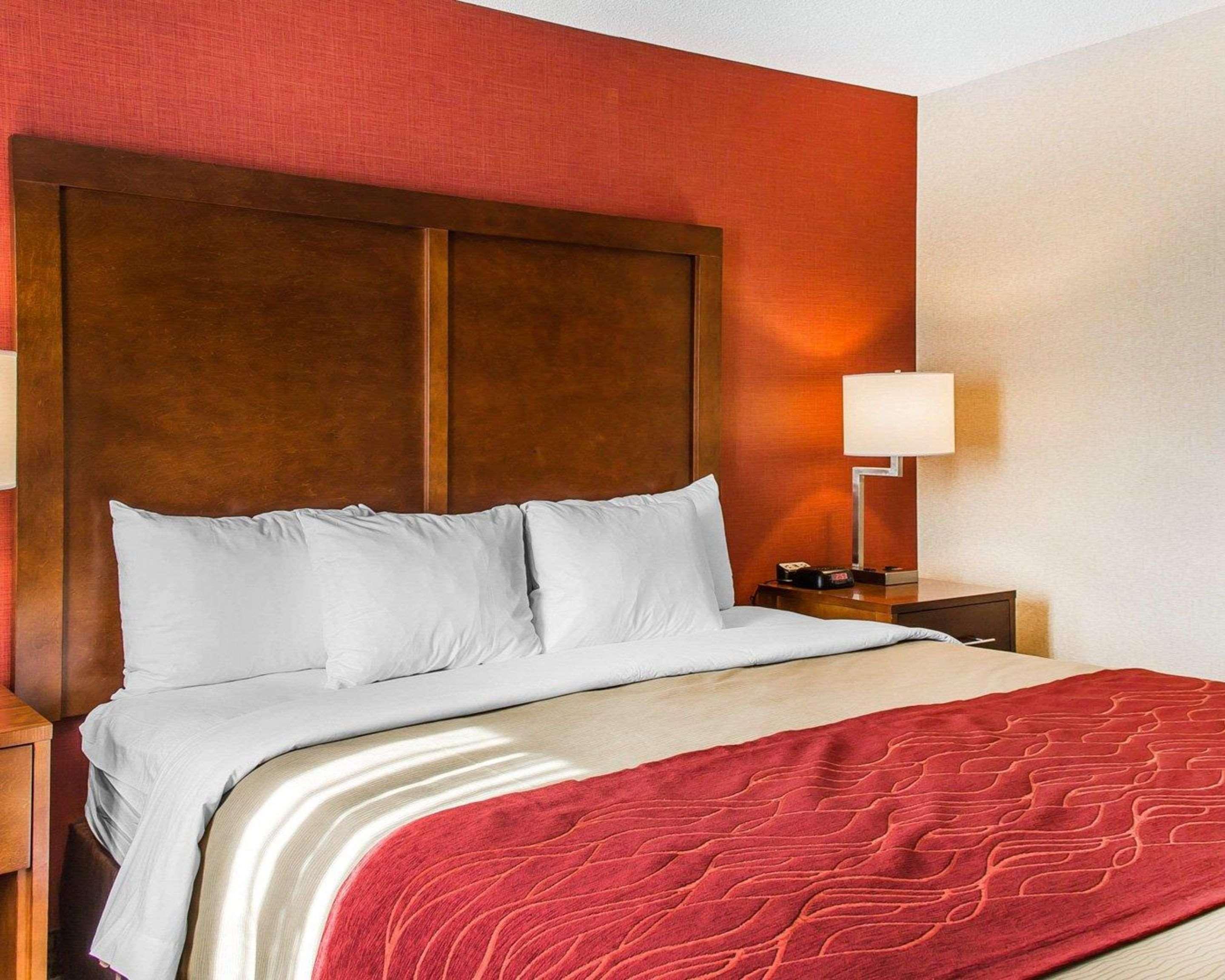 Comfort Inn Boston Bagian luar foto